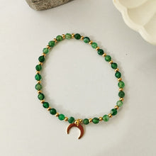 Load image into Gallery viewer, Bracelet Stone Charm Moon
