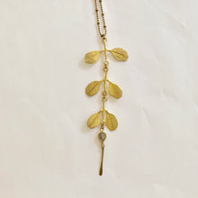 Load image into Gallery viewer, Necklace Ranga Flower
