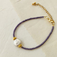 Load image into Gallery viewer, Bracelet Beads Full Moon Pearl
